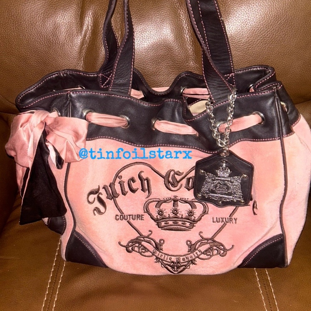 *SOLD* Juicy Couture pink daydreamer bag